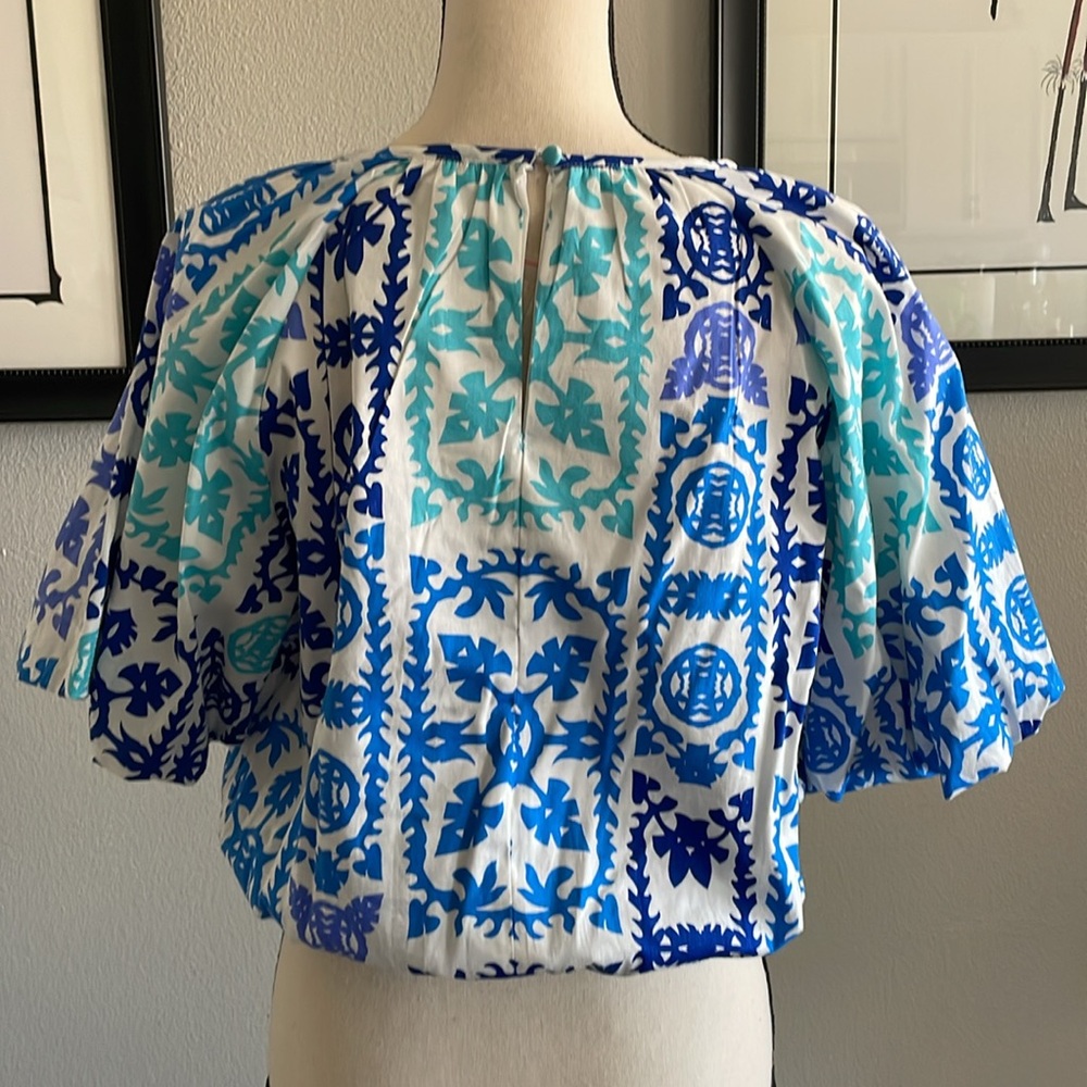 ♥️Catherine Malandrino♥️Blue and White Women's Blouse Size (Medium) - Picture 3 of 9